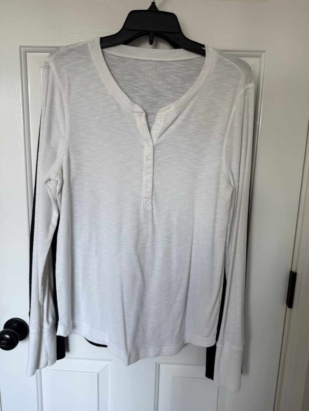 Lot of 2 Gap Ribbed Henley tops  L Tall - Picture 3 of 4